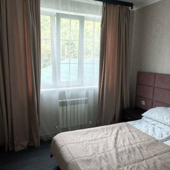 Сдается 1-комнатная квартира, 60 м²