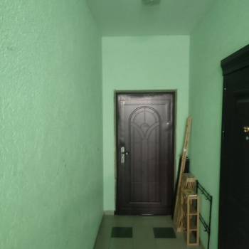 Продается 1-комнатная квартира, 95 м²