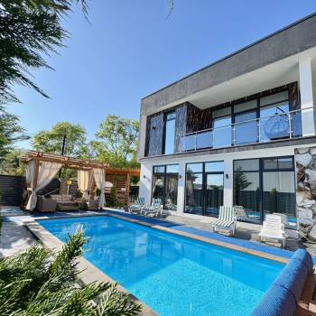 Сдается Дом, 300 м²