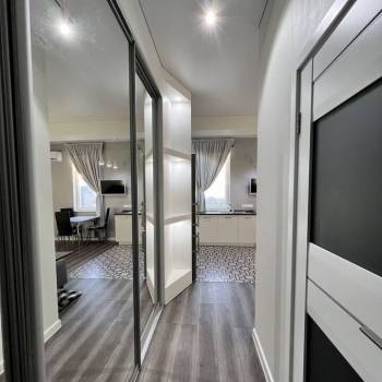 Продается 1-комнатная квартира, 36 м²