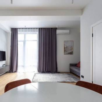 Продается 2-х комнатная квартира, 60 м²