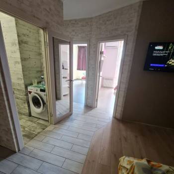 Сдается 2-х комнатная квартира, 55 м²