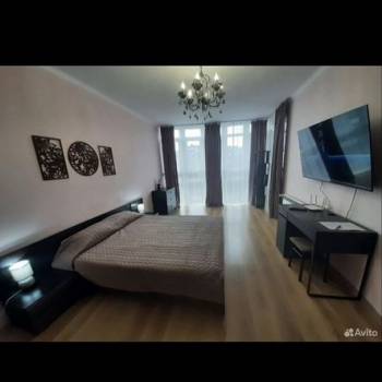 Сдается 1-комнатная квартира, 40 м²