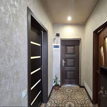 Продается 1-комнатная квартира, 38 м²