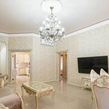 Продается Многокомнатная квартира, 104 м²
