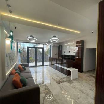 Продается 1-комнатная квартира, 36,8 м²