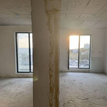 Продается Многокомнатная квартира, 100 м²