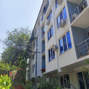 Сдается 1-комнатная квартира, 310 м²