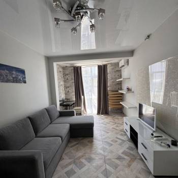 Продается 1-комнатная квартира, 33 м²