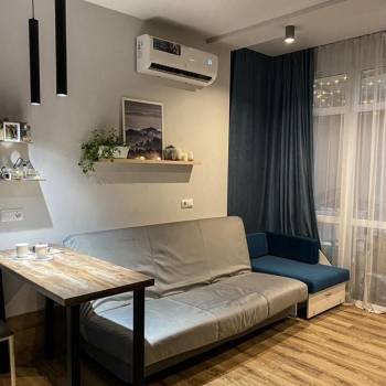 Продается 1-комнатная квартира, 45 м²