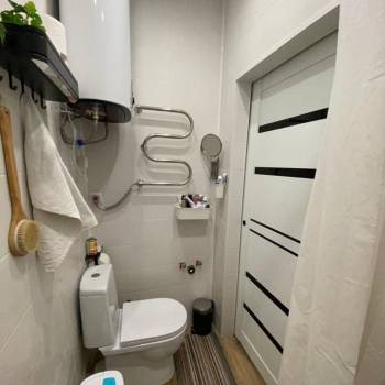 Продается 1-комнатная квартира, 45 м²