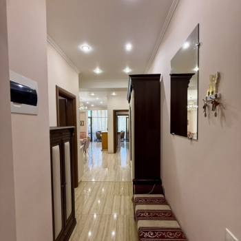 Сдается 2-х комнатная квартира, 70 м²