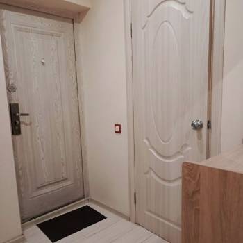 Продается 1-комнатная квартира, 30,4 м²