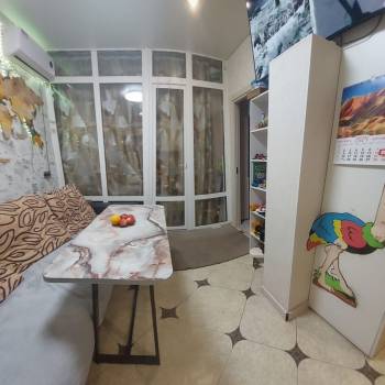 Продается 2-х комнатная квартира, 50 м²