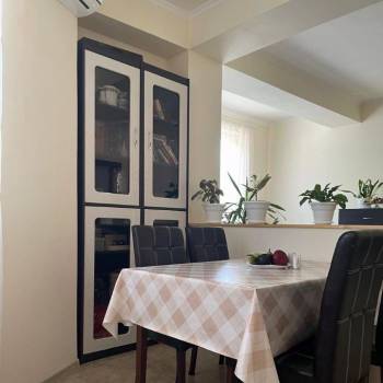 Продается 1-комнатная квартира, 47 м²