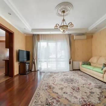 Продается 3-х комнатная квартира, 173,5 м²