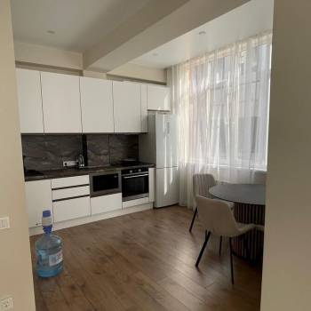 Продается 2-х комнатная квартира, 61 м²