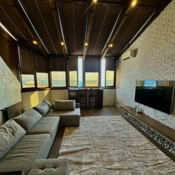 Продается 2-х комнатная квартира, 56 м²