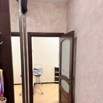 Продается 1-комнатная квартира, 51 м²
