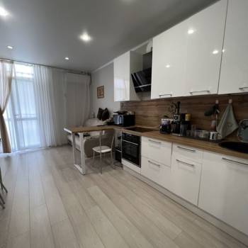 Продается 2-х комнатная квартира, 54 м²