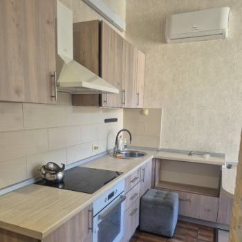 Сдается 1-комнатная квартира, 35 м²