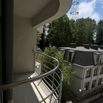 Продается 1-комнатная квартира, 41,9 м²