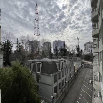 Продается 1-комнатная квартира, 41,9 м²