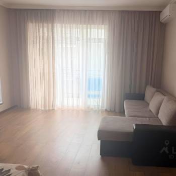 Продается 1-комнатная квартира, 50,3 м²