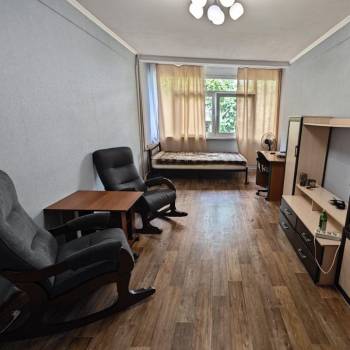 Сдается Многокомнатная квартира, 18 м²