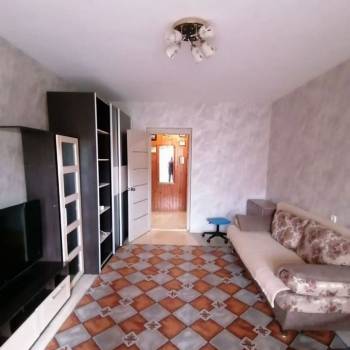 Сдается 1-комнатная квартира, 38 м²