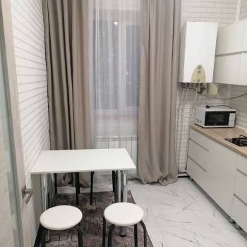 Продается 1-комнатная квартира, 40 м²