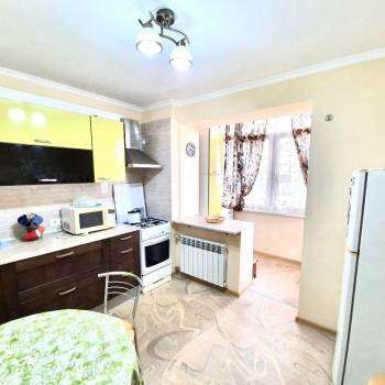 Продается 2-х комнатная квартира, 60 м²