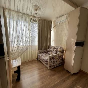 Продается 1-комнатная квартира, 30 м²