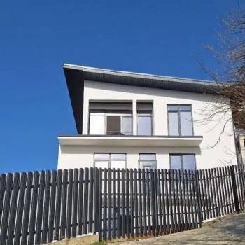 Продается Дом, 272 м²
