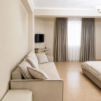 Сдается 2-х комнатная квартира, 75 м²