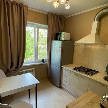 Продается 1-комнатная квартира, 30 м²