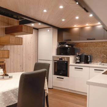 Продается 1-комнатная квартира, 70 м²