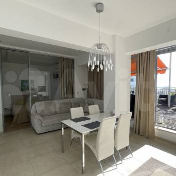 Продается 1-комнатная квартира, 120 м²