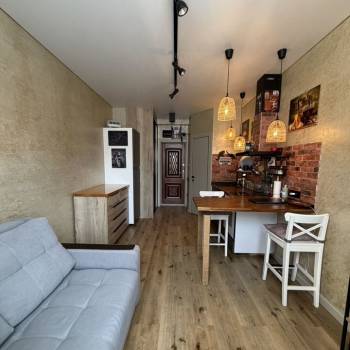 Продается 1-комнатная квартира, 19 м²