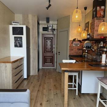 Продается 1-комнатная квартира, 19 м²