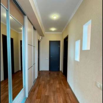 Продается 1-комнатная квартира, 41 м²