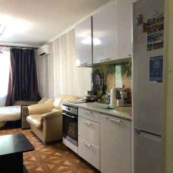 Продается 1-комнатная квартира, 18 м²