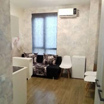 Продается 1-комнатная квартира, 18 м²
