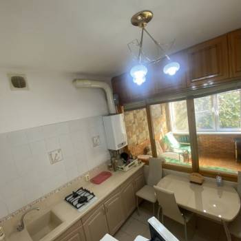 Продается Многокомнатная квартира, 81 м²