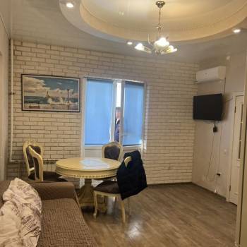 Сдается 1-комнатная квартира, 60 м²