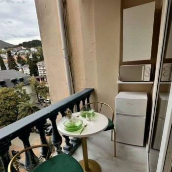 Продается 1-комнатная квартира, 18 м²