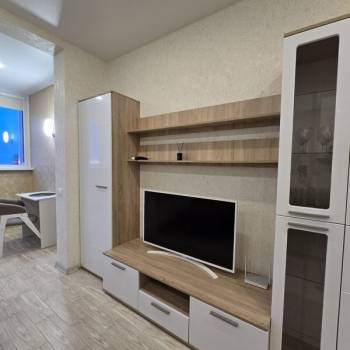 Продается 1-комнатная квартира, 36 м²