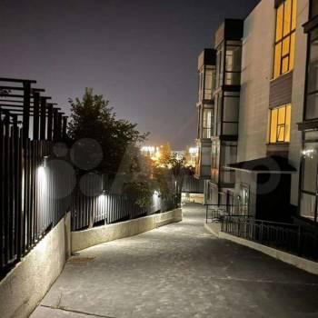 Продается 1-комнатная квартира, 40 м²