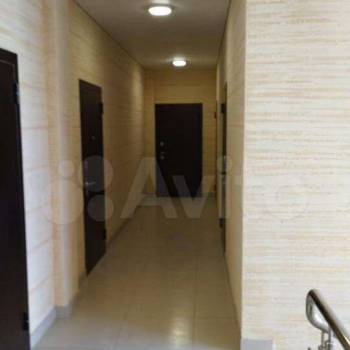 Продается 1-комнатная квартира, 40 м²