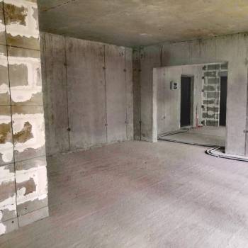 Продается 1-комнатная квартира, 74,2 м²